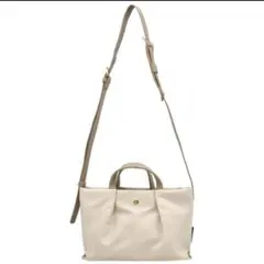 ショルダーバッグ　アイボリー