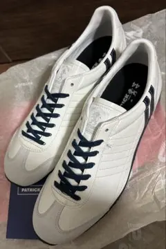 週末限定価格 新品 未使用 パトリック スニーカー アイリス P.WHT 43
