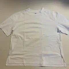 ユニクロ　Tシャツ