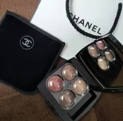 CHANEL アイシャドウ パレットのサムネイル