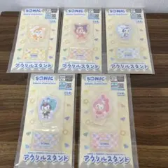 SONIC & FRIENDS Sanrio 缶バッジ 5点セット - メルカリ