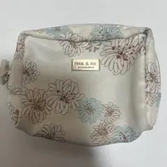 最終値下げPAUL & JOE 花柄ポーチ　白