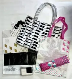 Item thumbnail for item 7a853382-5708-4705-b6a8-f5190680b7bc