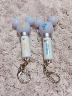 ディズニーストア　シークレット　ペンライト　キーチェーン