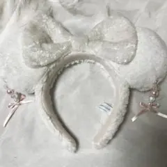 ディズニー カチューシャ ミニー ホワイト リボン ふわふわ ビーズ