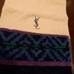 Yves Saint Laurent フェイスタオル 幾何学模様　丈長め120