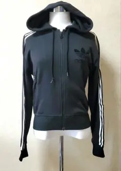 adidas パーカー ジップアップ ブラック