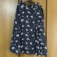 マジェスティックレゴン　スカート　ネイビー　花柄　Mのサムネイル