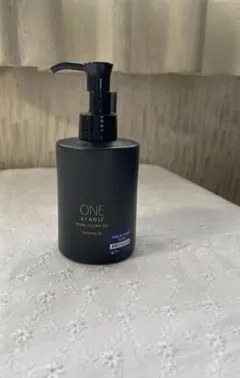 ★ONE BY KOSE ワンバイコーセー ポアクリアオイル 180ml★