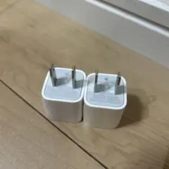 充電アダプタ2個　iPhone付属品