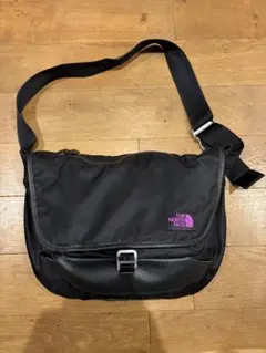 THE NORTH FACE ショルダーバッグ メッセンジャーバッグ　黒　迷彩