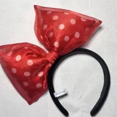 ディズニー カチューシャ ミニーちゃん ビックリボン 水玉 赤