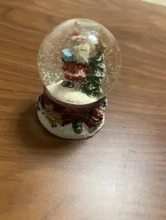 サンタ　クリスマス　スノードーム