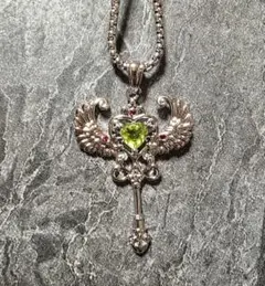 天使の翼 ペリドットネックレス