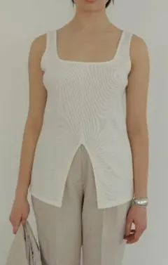 【美品】MANOF SQUARE CUT TANK S ホワイト タンクトップのサムネイル