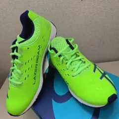 アシックス　スニーカー