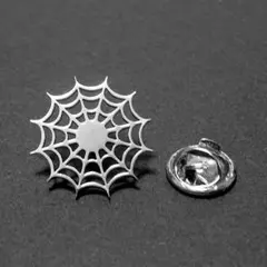 pin-1639　ラペルピン★ピンズ　クモの巣　蜘蛛　スパイダーネット　プレート