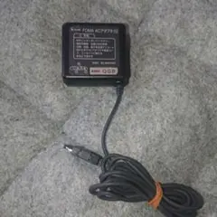 FOMA ドコモ acアダプタ02 1ケ分 やや傷、汚れあり 富士通製 QGB