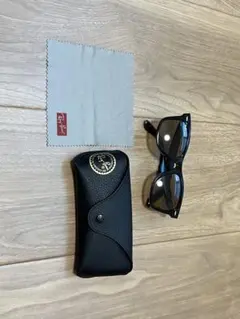 Ray-Ban ブラック サングラス ケース付き
