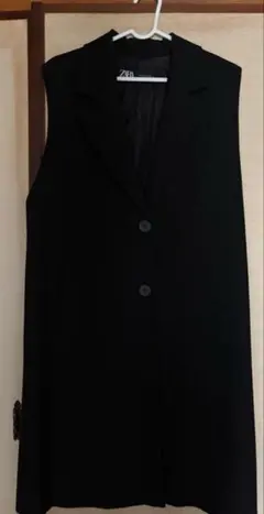 ZARA ザラ　ロングジレ 黒　ブラックのサムネイル