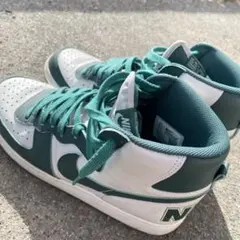 NIKE ホワイト ティール ハイカットスニーカーのサムネイル