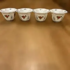 有田焼 紅山窯 八角形 透かし彫り小鉢　四個
