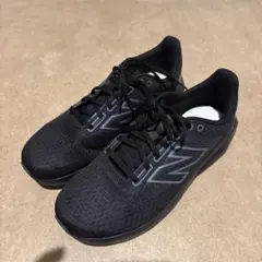 New Balance ランニングシューズ ブラック　27センチ
