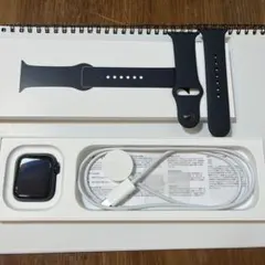 Apple Watch SE(GPSモデル) 第二世代　40mm