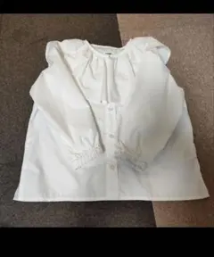 フリルカラー