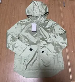 【新品】ナイキ ウィメンズ ランニングジャケット CU3218-386