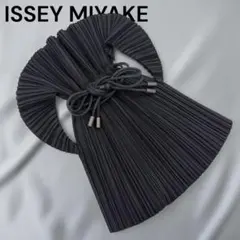 美品◇ ISSEY MIYAKE◇ミヤケイッセイ◇巾着リュック◇BLACK - メルカリ
