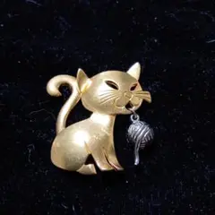 ヴィンテージ　ネコ　ブローチ