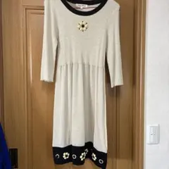 Super Beauty ひざ丈ワンピース 42