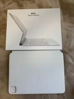 11インチ iPad Magic Keyboard