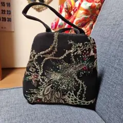 Item thumbnail for item 54fe827a-b17c-4ca6-8886-0672b614329e