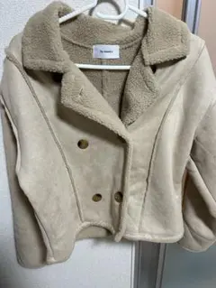 by romi ダブルブレストムートンコート ベージュ