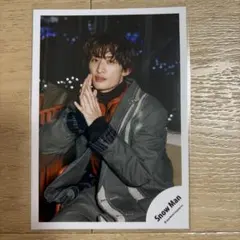 Snow Man 公式写真　向井康二