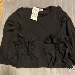 フリル付き黒長袖トップスmyuのサムネイル