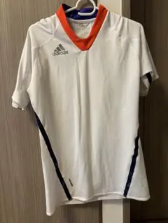 adidas サッカーウェア