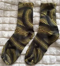 草間彌生ソックス★ 「ドッツオブセッション 黄×黒」（レディス）