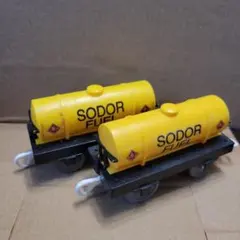 【トーマス】ソドー島　タンク貸車2台セット　パーシー