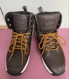 【美品】adidas ブラウン ハイカットシューズのサムネイル