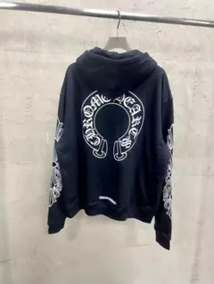 ブラック フード付きパーカー バックプリント