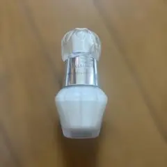 ジルスチュアート イルミネイティング セラムプライマー 01 30ml