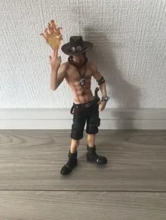 ワンピース エース フィギュア