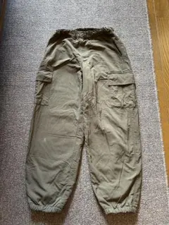 GU KIDS 裏フリースワイドカーゴジョガーパンツ　140cm