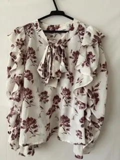 apresjour 花柄フリルブラウス 長袖