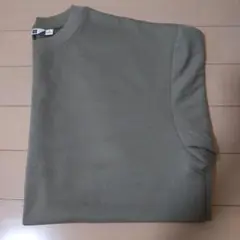 UNIQLO　ユニクロ　半袖Tシャツ　未使用