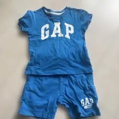 GAP Tシャツとショートパンツセット 12-18M