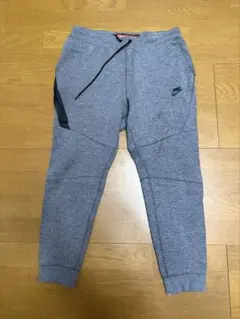 NIKE テックフリースジョガーパンツ